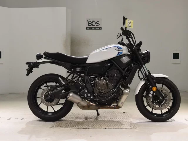 Yamaha XSR700-2 лот № 5411 оценка 6  с аукциона в Японии