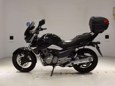 Suzuki GSR250  с аукциона в Японии