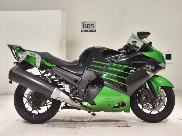 Kawasaki ZX-14RA лот № 0374 оценка 4  с аукциона в Японии