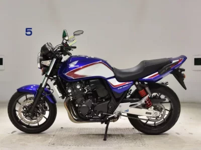 Honda CB400SFV-4ABS лот № 7704 оценка 6  с аукциона в Японии 2