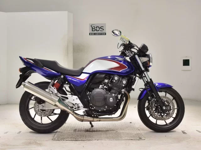 Honda CB400SFV-4ABS лот № 7704 оценка 6  с аукциона в Японии