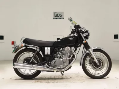 Yamaha SR400-1 2020