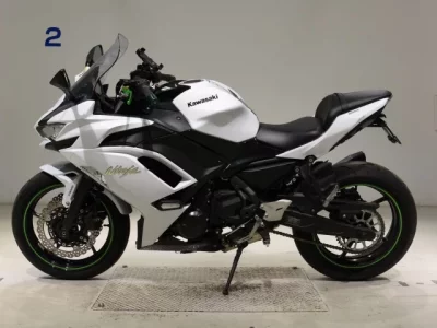 Kawasaki NINJA650A лот № 2725 оценка 5  с аукциона в Японии 2