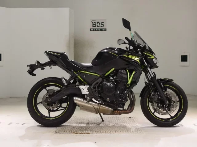 Kawasaki Z650A лот № 2897 оценка 4  с аукциона в Японии