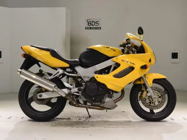 Honda VTR1000F лот № 5115 оценка 4  с аукциона в Японии