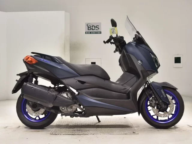 Yamaha X-MAX250-2 лот № 2778 оценка 4  с аукциона в Японии