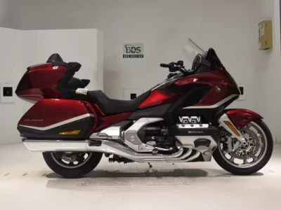 Honda GL1800 TOUR D  с аукциона в Японии