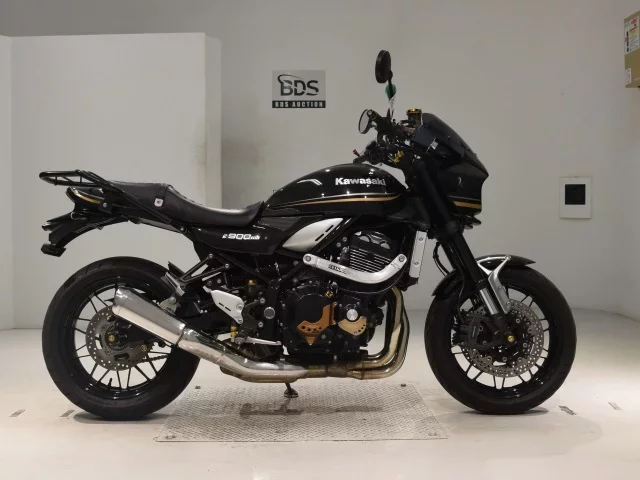 Kawasaki Z900RS лот № 2914 оценка 4  с аукциона в Японии