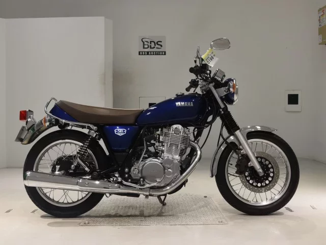 Yamaha SR400-5 лот № 0196 оценка 6  с аукциона в Японии