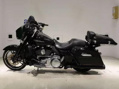 Harley-Davidson HARLEY FLHX1690  с аукциона в Японии