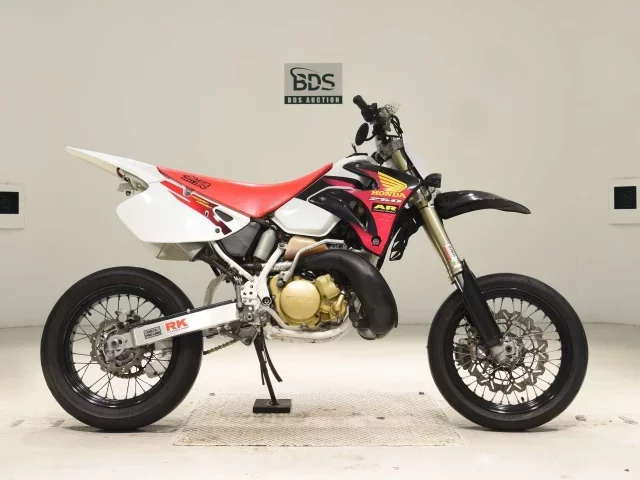 Honda CRM250AR лот № 7756 оценка 4  с аукциона в Японии