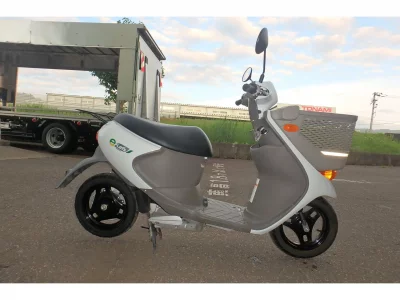 Suzuki I- LET S