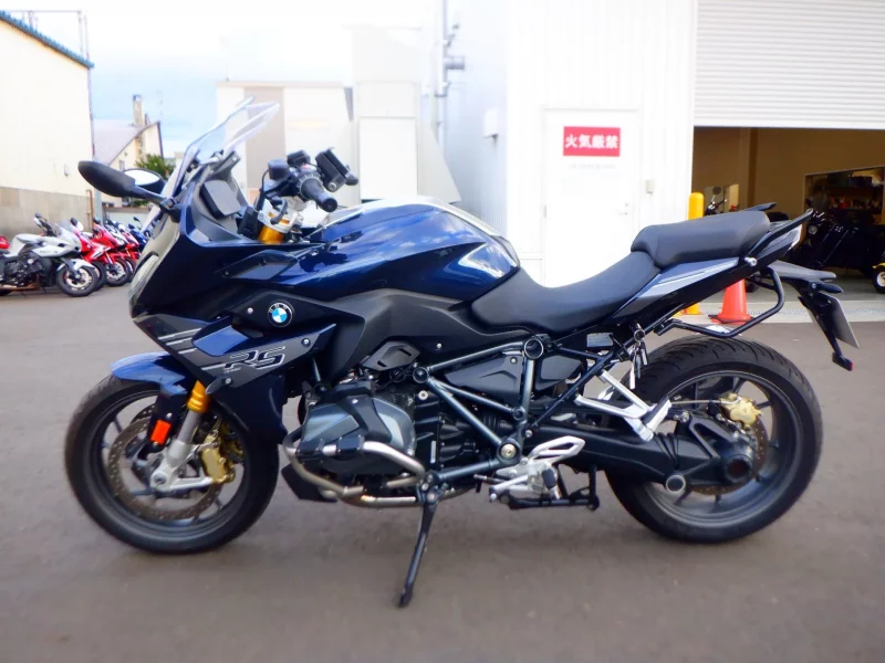 BMW  R1250RS лот № 00068 оценка 4  с аукциона в Японии