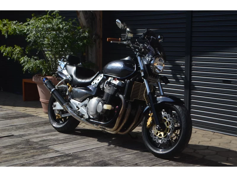 Honda X4 лот № 00142 оценка 4  с аукциона в Японии