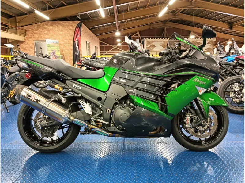 Kawasaki NINJA ZX-14R HIG лот № 00157 оценка 4  с аукциона в Японии
