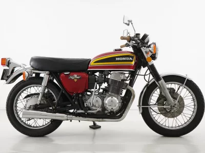 Honda CB750 2021