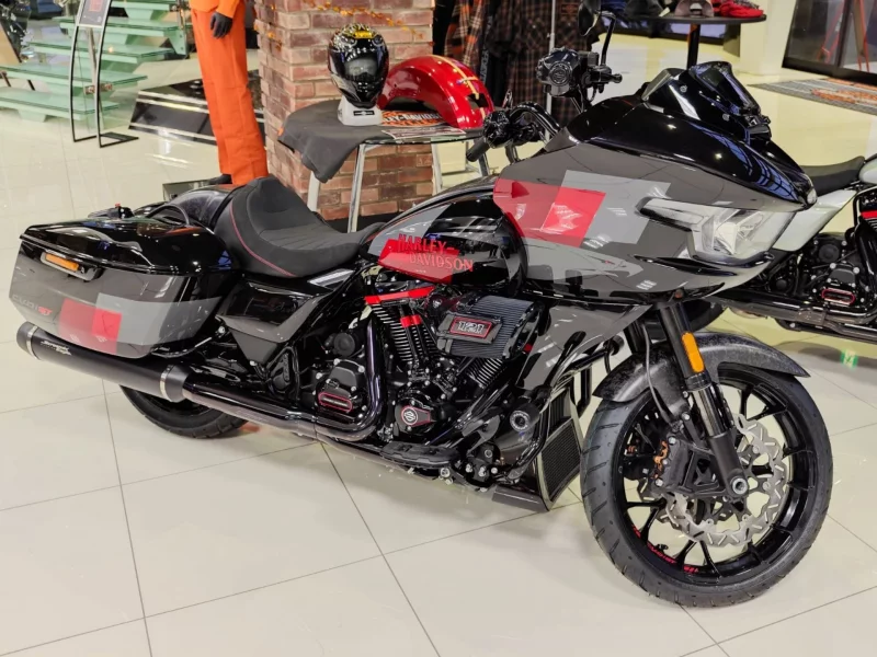 Harley-Davidson HARLEY FLTRXSTSE CVO лот № 04257 оценка 8  с аукциона в Японии
