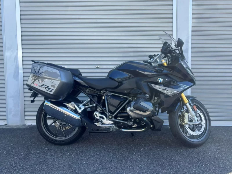 BMW  R1250RS лот № 00283 оценка 4  с аукциона в Японии