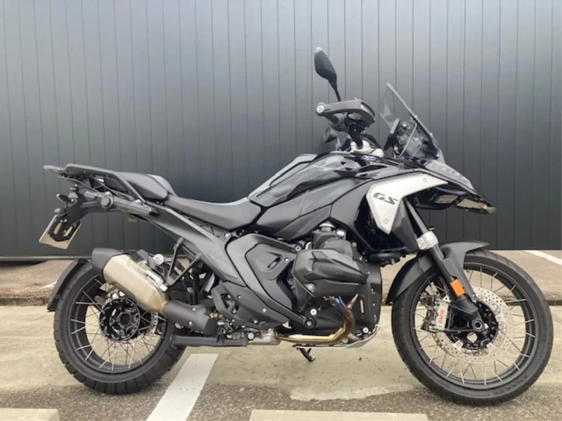 BMW  R1300GS TOURING лот № 04334 оценка 4  с аукциона в Японии