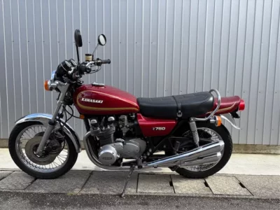 Kawasaki Z750 FOUR  с аукциона в Японии