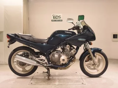 Yamaha XJ400 DIVERSION  с аукциона в Японии