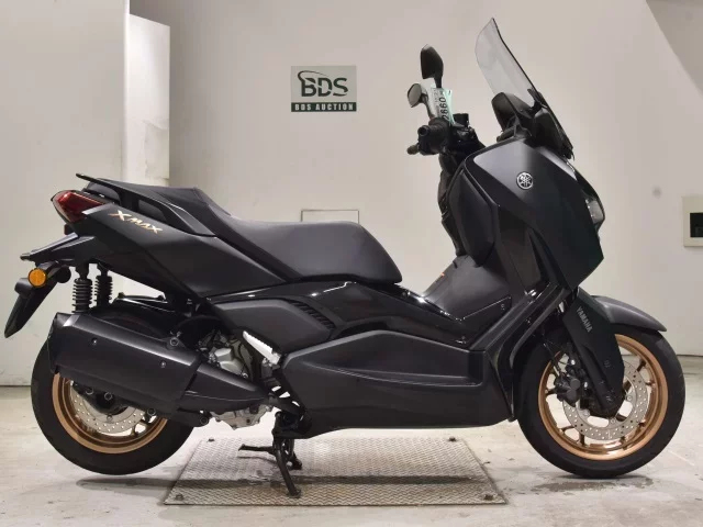 Yamaha X-MAX250-2 лот № 2660 оценка 7  с аукциона в Японии