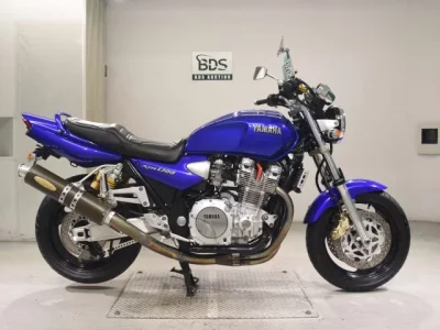 Yamaha XJR1300  с аукциона в Японии