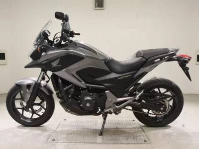 Honda NC750X лот № 5290 оценка 4  с аукциона в Японии 2