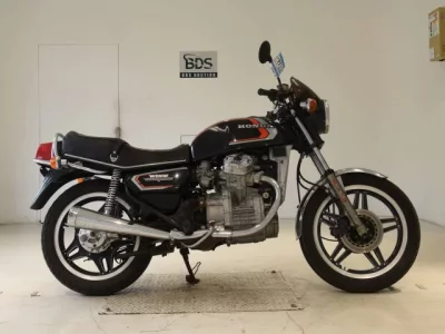 Honda GL400