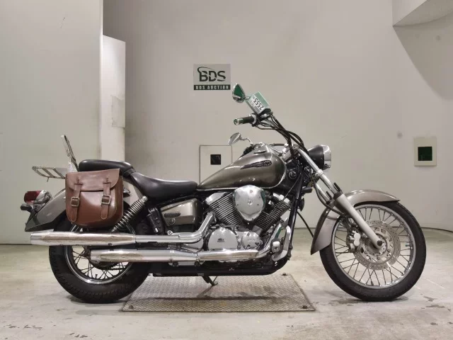 Yamaha DRAGSTAR 250 лот № 2555 оценка 4  с аукциона в Японии