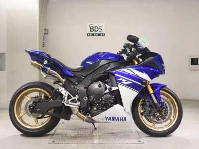 Yamaha YZF-R1  с аукциона в Японии