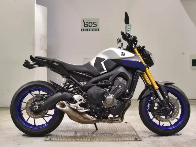 Yamaha MT-09A лот № 2541 оценка 5  с аукциона в Японии