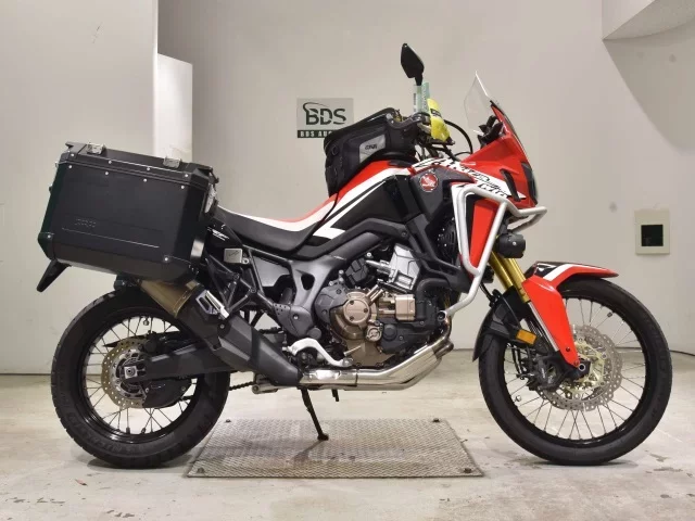 Honda CFR1000 AfricaTwin лот № 2680 оценка 5  с аукциона в Японии