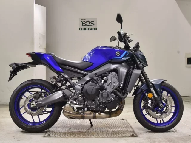 Yamaha MT-09-2AMT лот № 2755 оценка 8  с аукциона в Японии