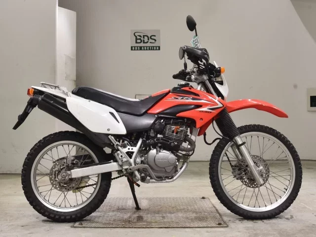 Honda XR230 лот № 2565 оценка 4  с аукциона в Японии