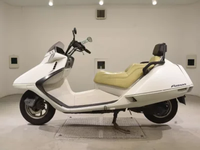 Honda FUSION  с аукциона в Японии