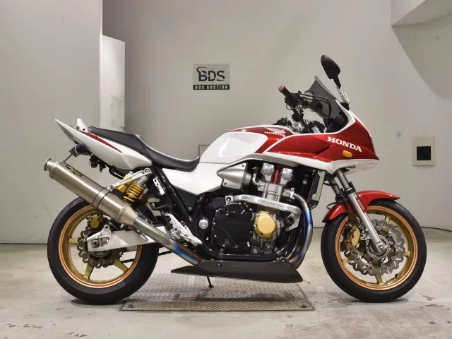 Honda CB1300SF BOLDOR ABS лот № 2767 оценка 4  с аукциона в Японии