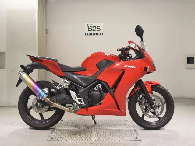 Honda CBR250R ABS лот № 5294 оценка 4  с аукциона в Японии
