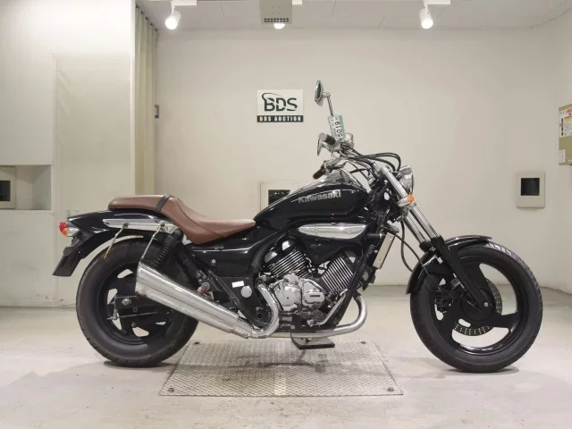 Kawasaki ELIMINATOR 250V лот № 5019 оценка 4  с аукциона в Японии