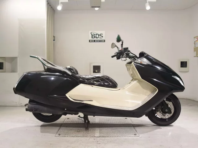 Yamaha MAXAM250 лот № 5245 оценка 4  с аукциона в Японии