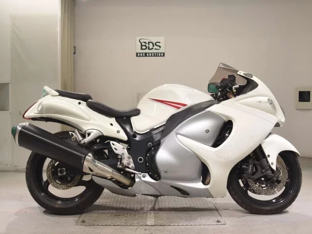Suzuki HAYABUSA -2 лот № 5392 оценка 4  с аукциона в Японии