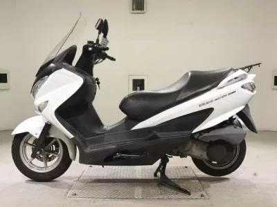 Suzuki BURGMAN200  с аукциона в Японии