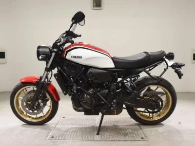 Yamaha XSR700  с аукциона в Японии