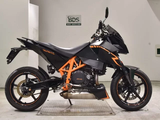 KTM  690 DUKE R лот № 2538 оценка 5  с аукциона в Японии