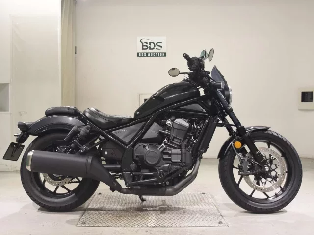Honda REBEL 1100D лот № 7585 оценка 6  с аукциона в Японии
