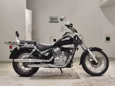 Suzuki INTRUDER 250  с аукциона в Японии