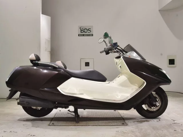 Yamaha MAXAM250 лот № 2703 оценка 4  с аукциона в Японии