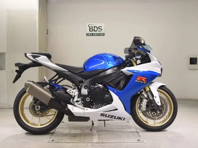 Suzuki GSX-R750 лот № 7718 оценка 4  с аукциона в Японии