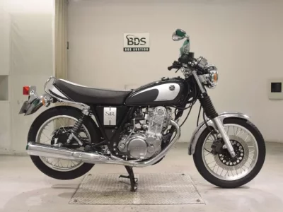 Yamaha SR400-5  с аукциона в Японии