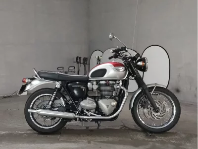 Triumph TRIUMPH T120 BONNEVILLE  с аукциона в Японии
